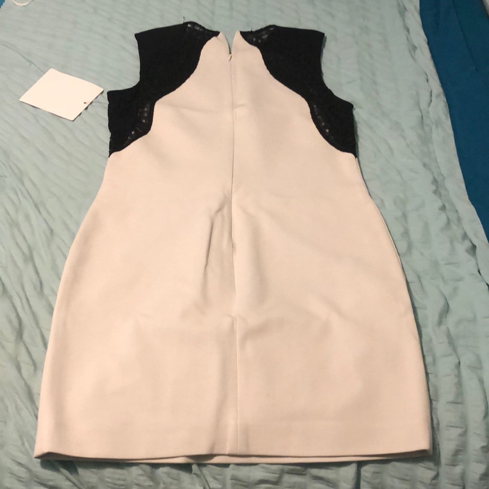 Dress - Picture 2 of 5